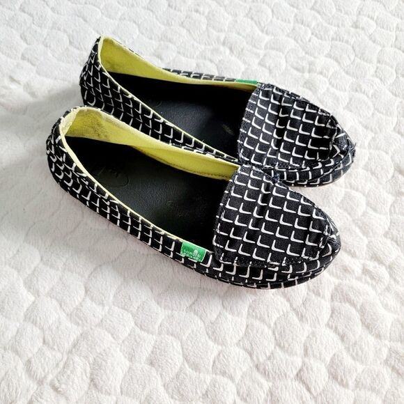 Sanuk slip on shoes flats yoga mat black white geometric matt comfy casual - Picture 1 of 7